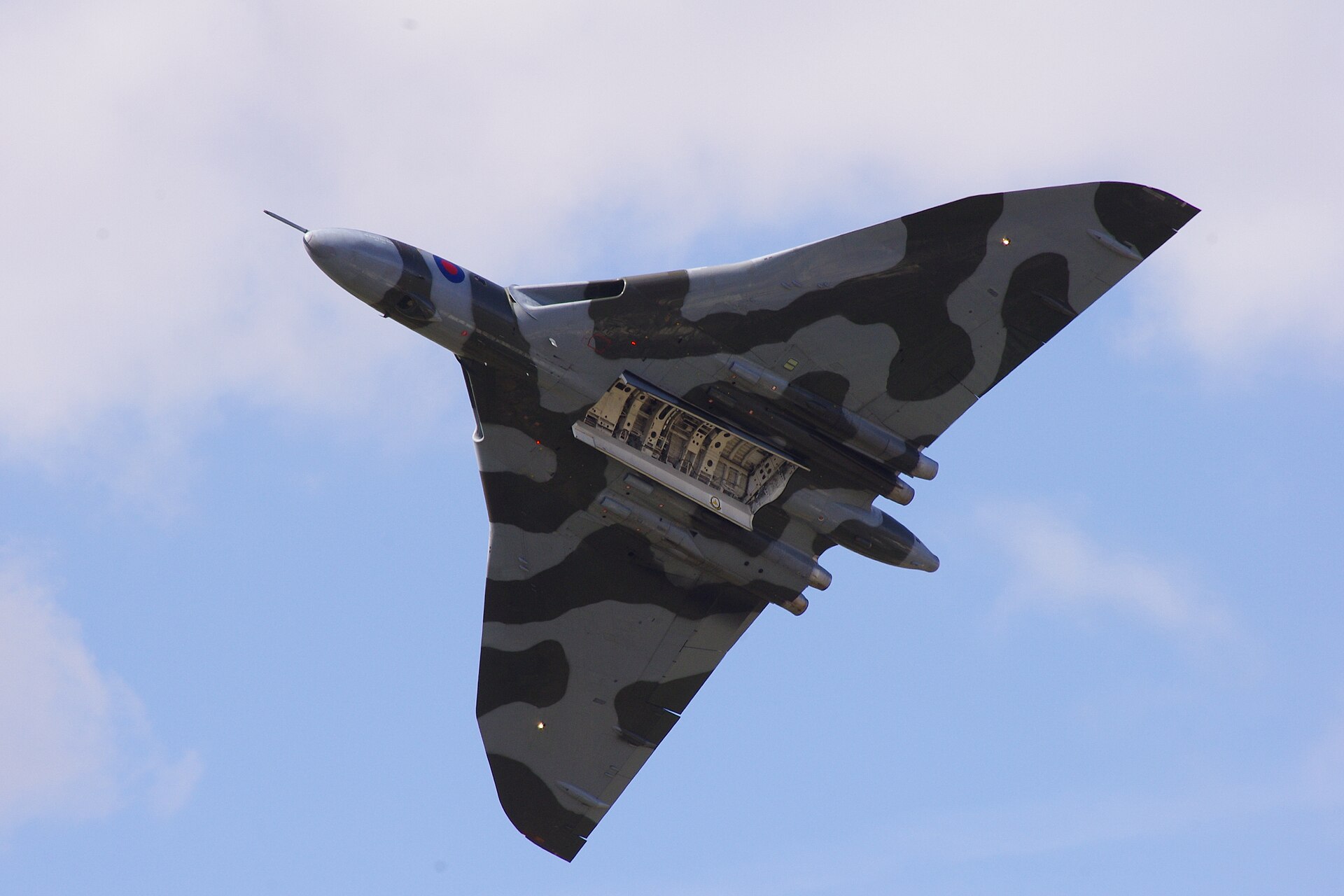 XH558 at RIAT Fairford in 2010