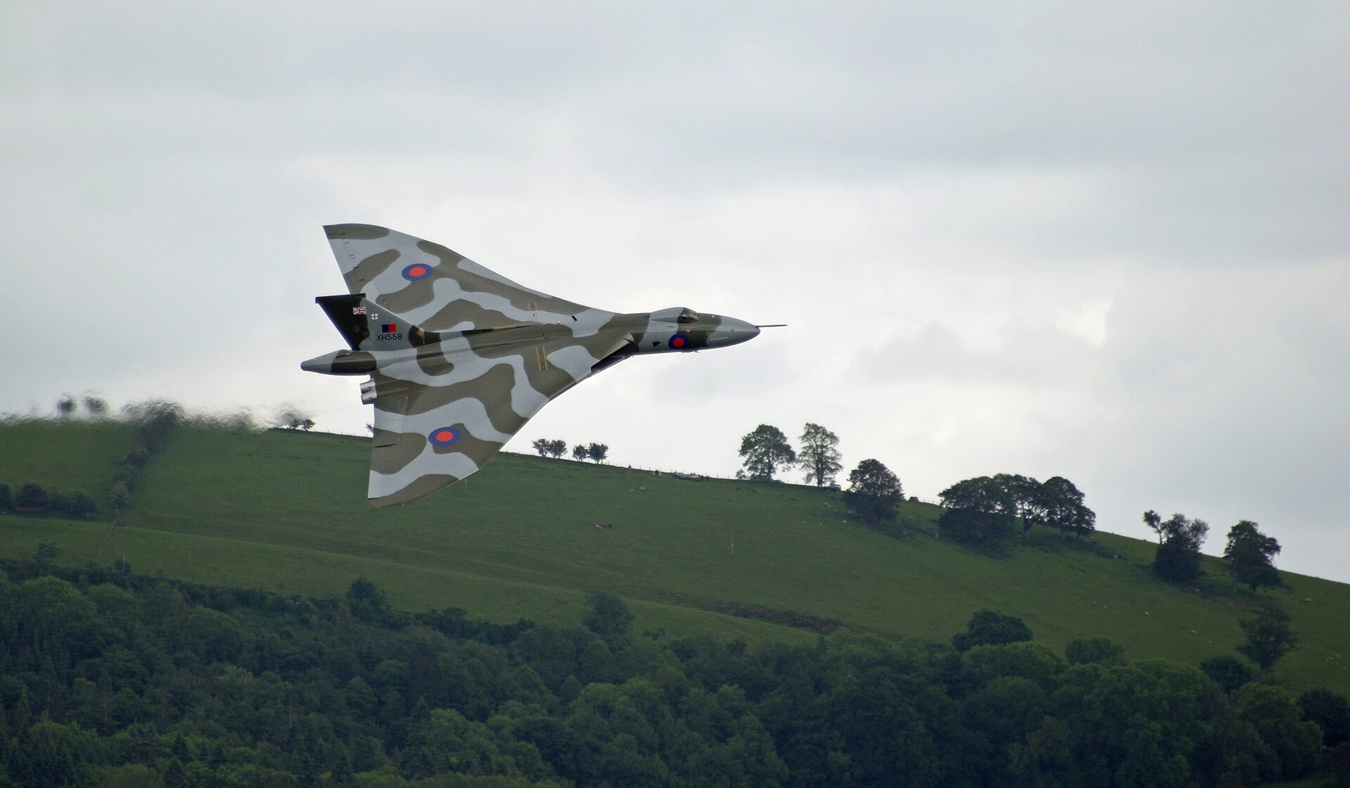 XH558 flying past at Welshpool Air Show 2015